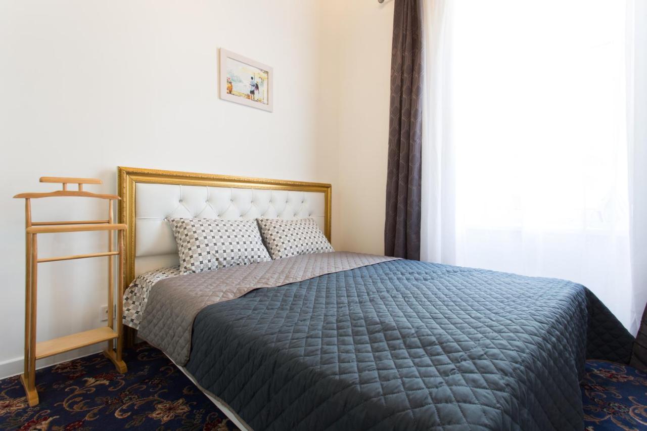 Royal Apartment On Pushkinskaya Kharkiv Exterior photo