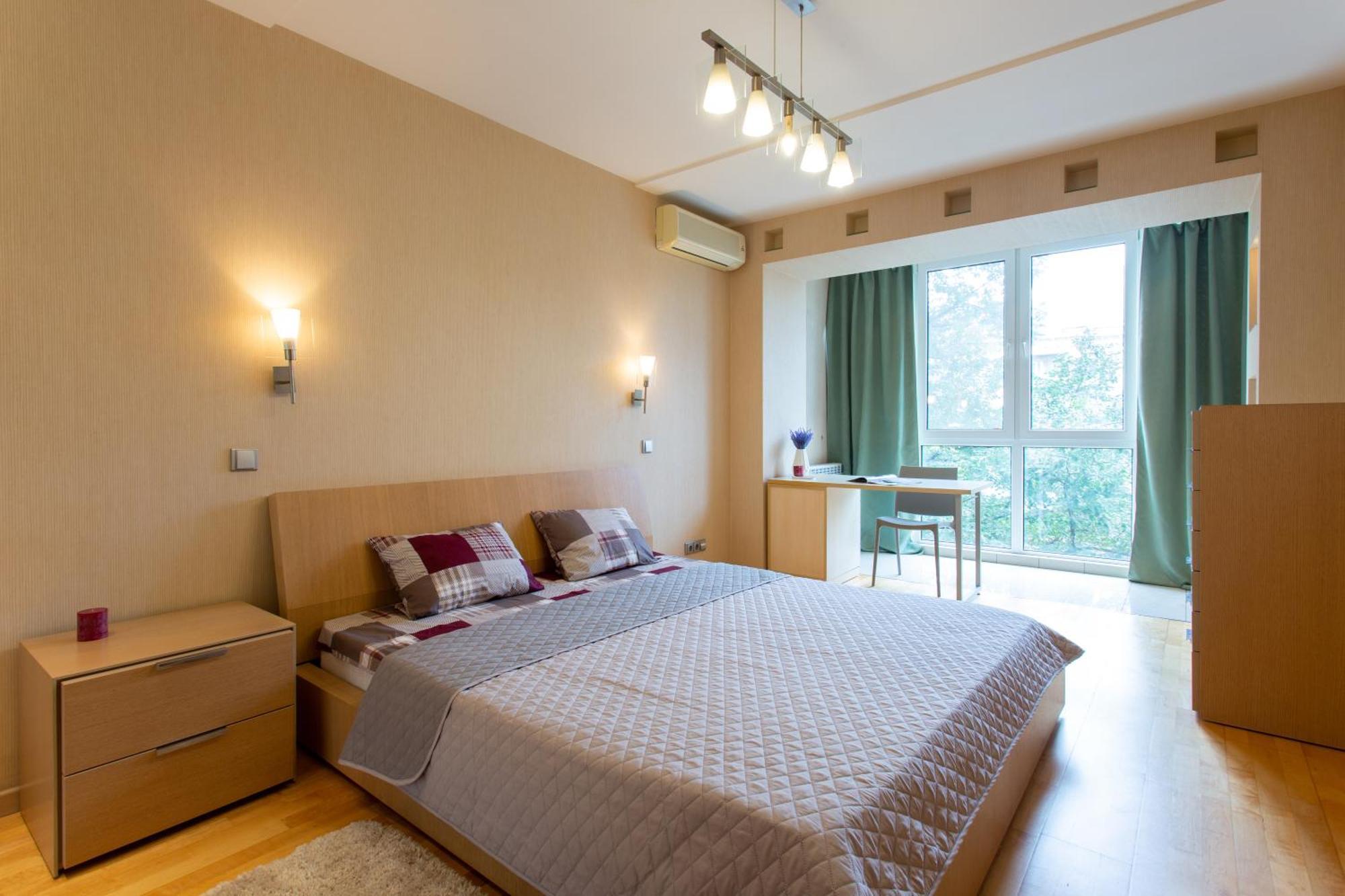 Royal Apartment On Pushkinskaya Kharkiv Exterior photo